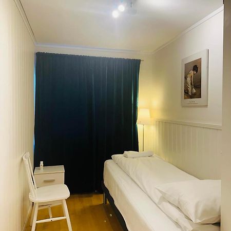 Arctic Inn, Cozy Single Bed Private Room In A Shared Apartment With Stunning Tromso Views Tromsø Exterior foto